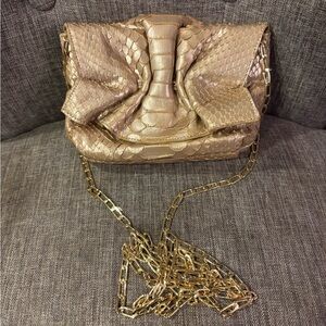 ✨CARLOS FALCHI Vintage Metallic Gold Snakeskin Crossbody Clutch
